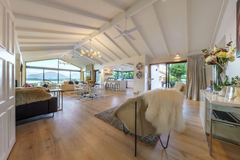 Photo of property in 22 Aspiring Terrace, Wanaka, 9305