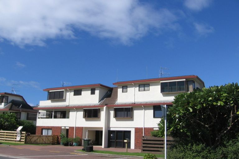 Photo of property in 1/45 Maunganui Road, Mount Maunganui, 3116