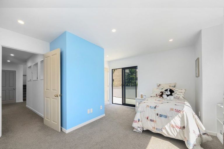Photo of property in 203 Muritai Road, Eastbourne, Lower Hutt, 5013