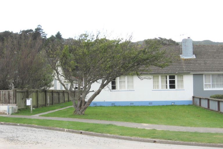 Photo of property in 80 Hewer Crescent, Naenae, Lower Hutt, 5011