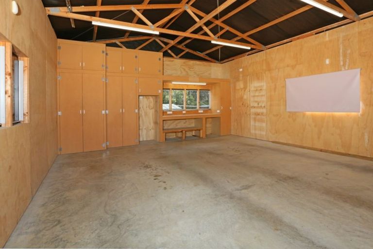 Photo of property in 212 Glengarry Road, Glen Eden, Auckland, 0602