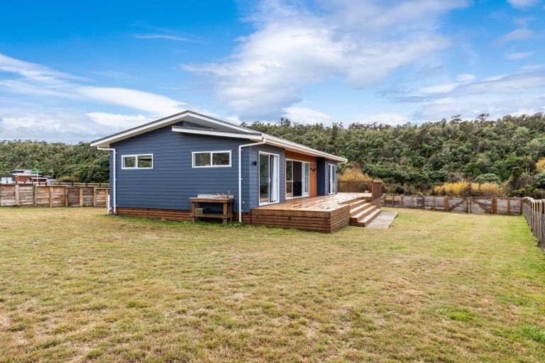 Photo of property in 4 Piripi Place, Kuratau, Turangi, 3381