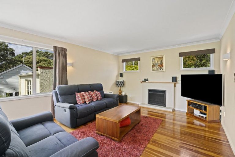 Photo of property in 96 Hill Road, Belmont, Lower Hutt, 5010