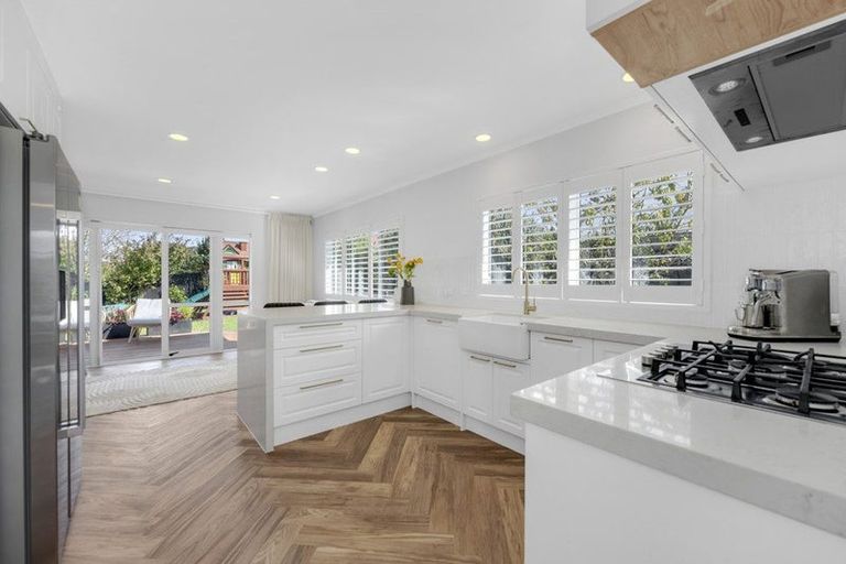 Photo of property in 3 Covina Place, Somerville, Auckland, 2014