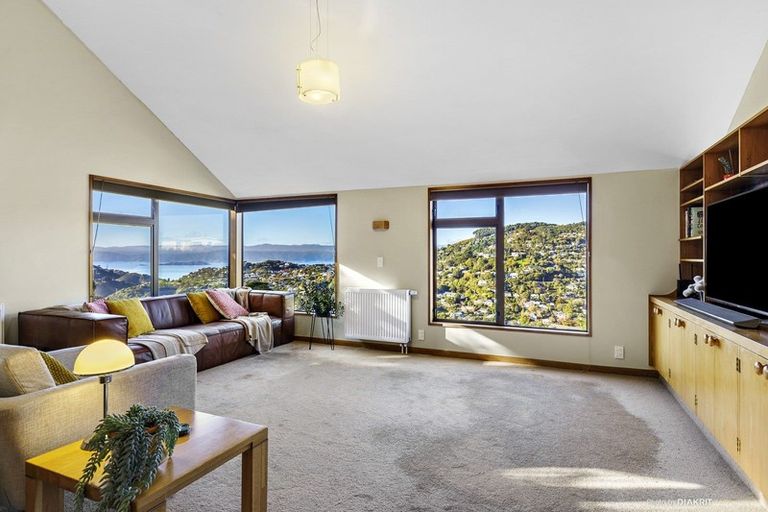 Photo of property in 20 Downing Street, Crofton Downs, Wellington, 6035