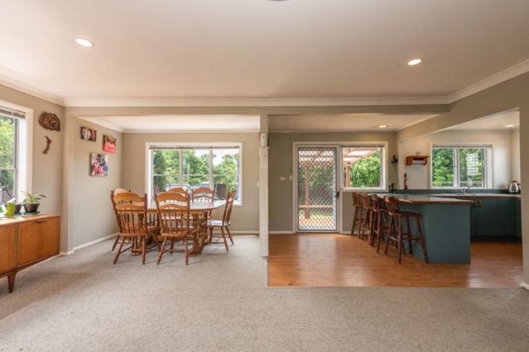 Photo of property in 31 Raumati Road, Raumati Beach, Paraparaumu, 5032