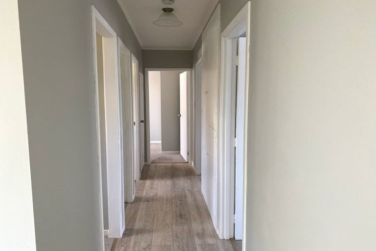 Photo of property in 12 Bryers Place, Bayview, Auckland, 0629