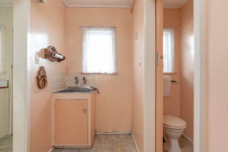 Photo of property in 1/11 Otterson Street, Tahunanui, Nelson, 7011