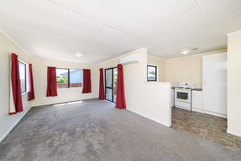 Photo of property in 54a Benmore Avenue, Cloverlea, Palmerston North, 4412