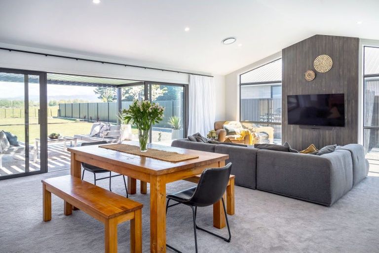 Photo of property in 22 Wycliffe Place, Solway, Masterton, 5810