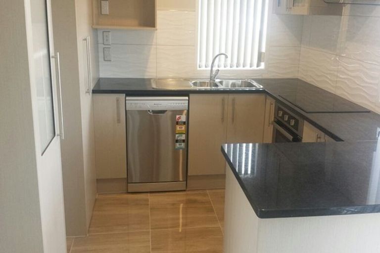 Photo of property in 66 Redcrest Avenue, Red Hill, Papakura, 2110