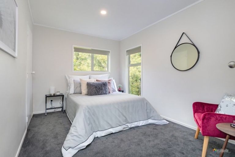 Photo of property in 44 Harbour View Road, Harbour View, Lower Hutt, 5010