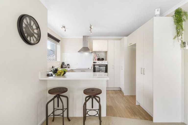 Photo of property in 56a Florence Avenue, Orewa, 0931