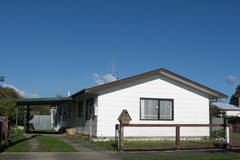 Photo of property in 19 Rata Street, Levin, 5510