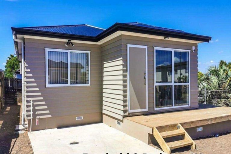 Photo of property in 43b Senator Drive, Manurewa, Auckland, 2105