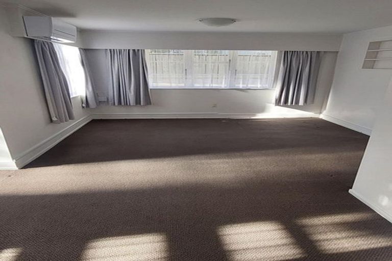 Photo of property in 14 Hawtrey Terrace, Johnsonville, Wellington, 6037