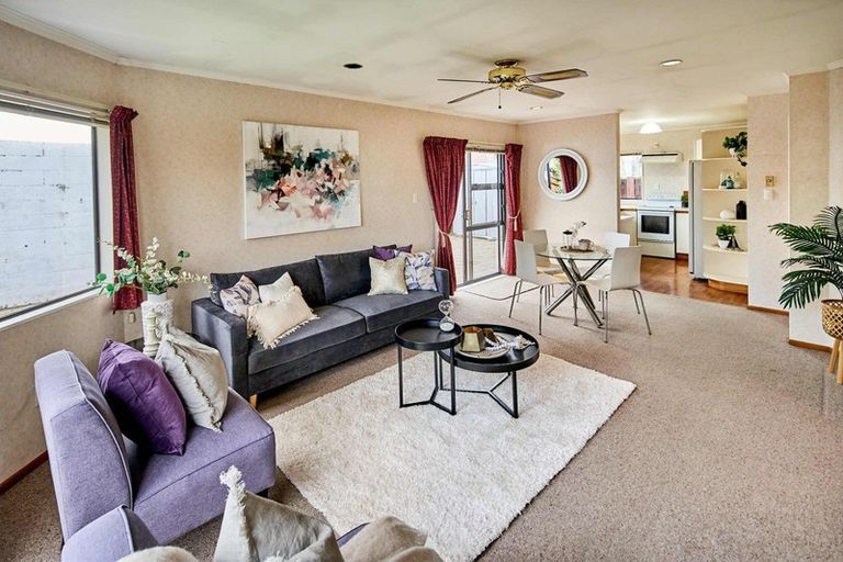 Photo of property in 27a Guthrie Street, Waterloo, Lower Hutt, 5011