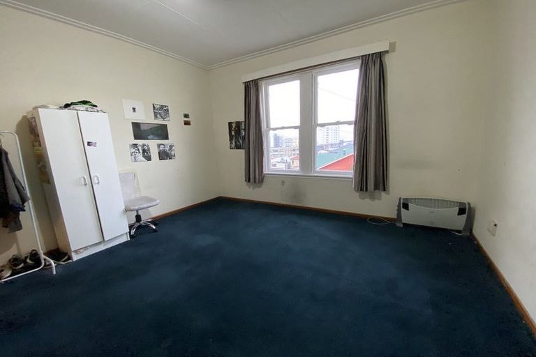 Photo of property in 16 Austin Street, Mount Victoria, Wellington, 6011