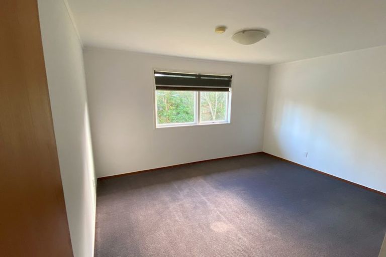 Photo of property in 1/6 Makora Road, Massey, Auckland, 0614