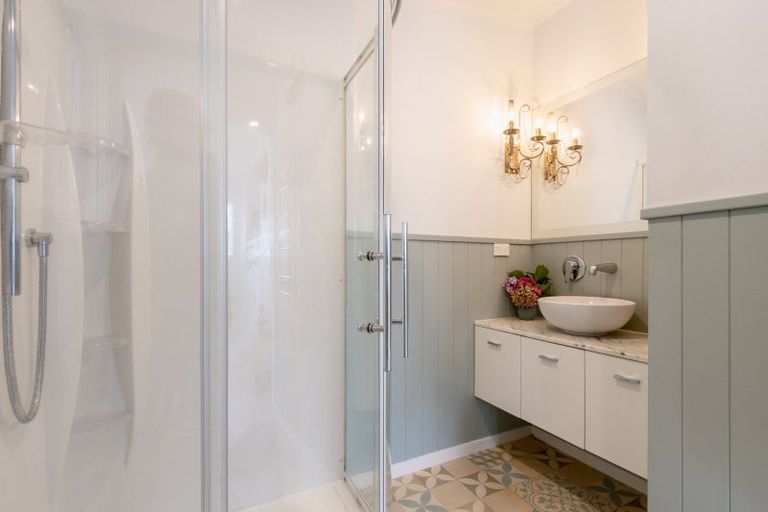 Photo of property in 96 Marine Parade, Paraparaumu Beach, Paraparaumu, 5032