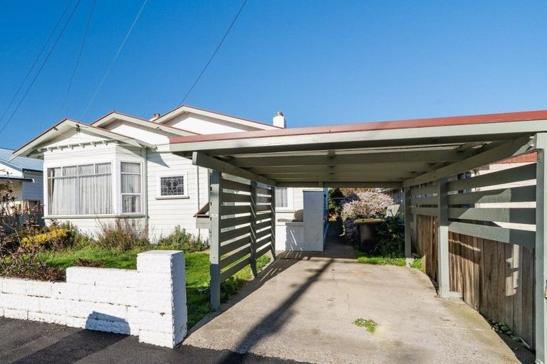 Photo of property in 74 Grove Street, Saint Kilda, Dunedin, 9012