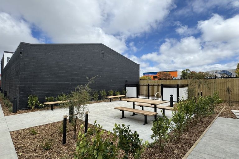 Photo of property in 105/75 Ferry Road, Christchurch Central, Christchurch, 8011