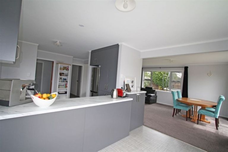 Photo of property in 16b Trimble Place, Bell Block, New Plymouth, 4312