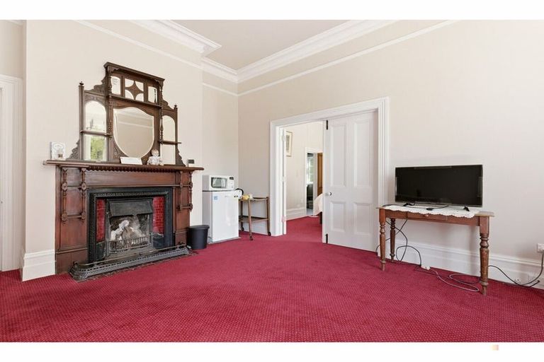 Photo of property in 35 Forest Road, Geraldine, 7930