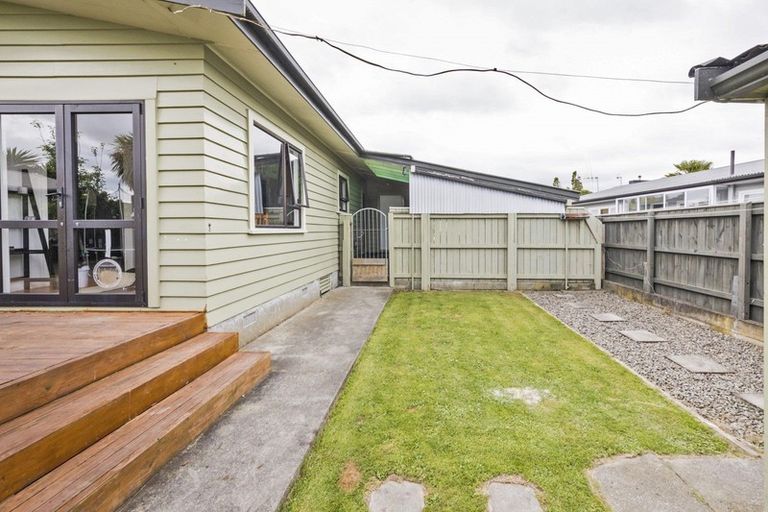 Photo of property in 8 Hartley Place, Awapuni, Palmerston North, 4412