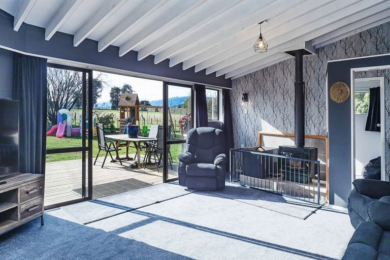 Photo of property in 6 Nixs Road, Apiti, Kimbolton, 4774