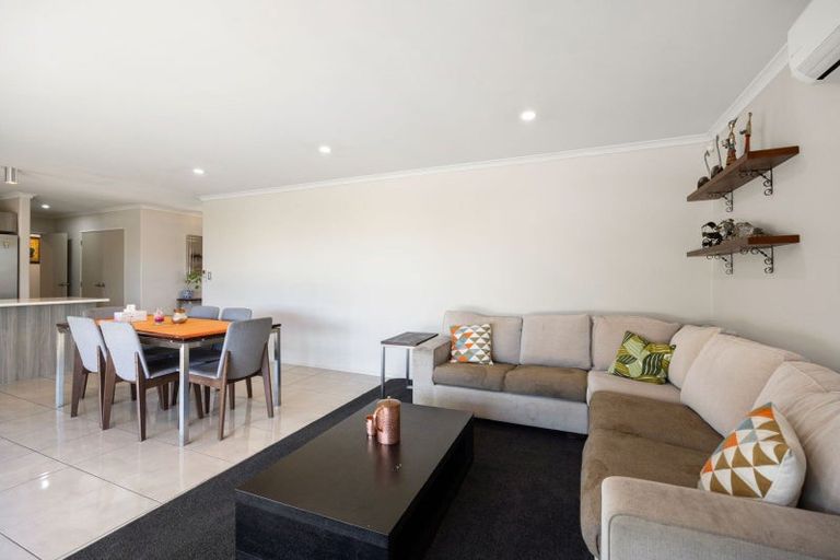 Photo of property in 10 Shirley Place, Huntington, Hamilton, 3210