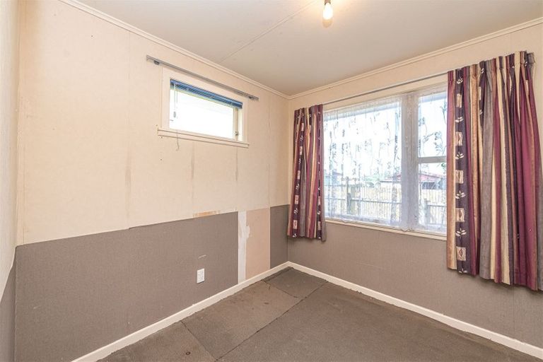 Photo of property in 10 Mosston Road, Castlecliff, Whanganui, 4501