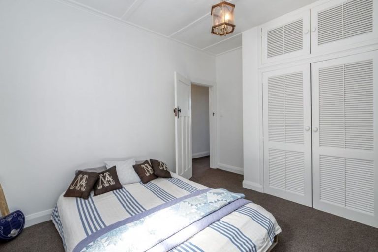 Photo of property in 65 Brandon Street, Featherston, 5710