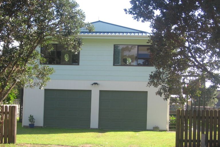 Photo of property in 246 Kenwood Drive, Matarangi, Whitianga, 3592