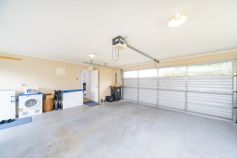 Photo of property in 19 Karina Terrace, Roslyn, Palmerston North, 4414