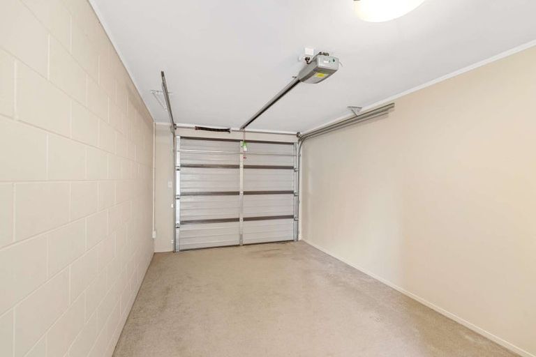 Photo of property in 178b Centreway Road, Orewa, 0931