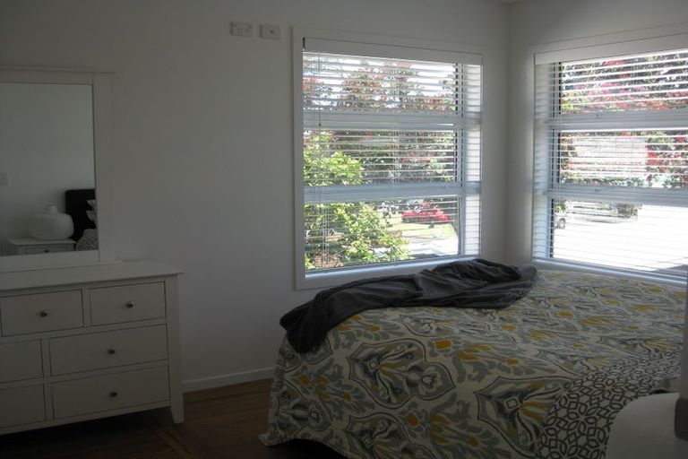 Photo of property in 24 Ocean View Road, Waihi Beach, 3611