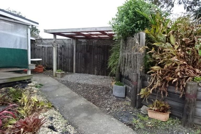 Photo of property in 29 Hardens Lane, Paremoremo, Auckland, 0632