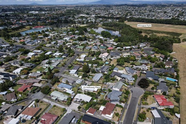 Photo of property in 23 Holloway Place, Forest Lake, Hamilton, 3200