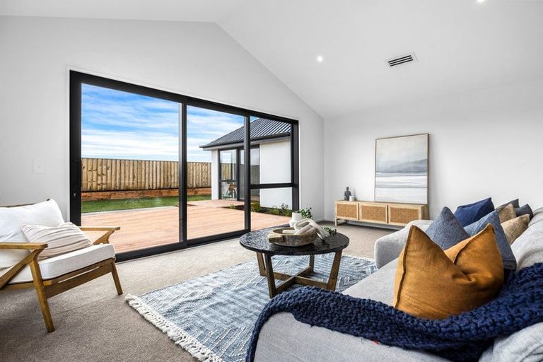 Photo of property in 1 Greig Crescent, Amberley, 7481