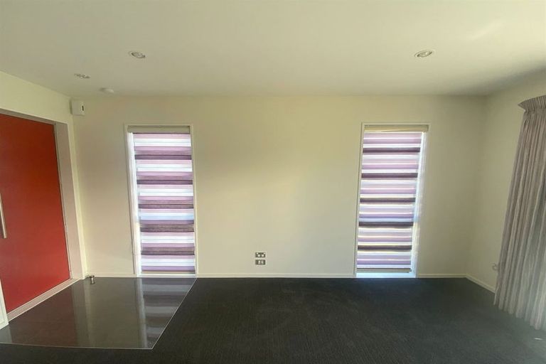 Photo of property in 12 Blaenavon Lane, Halswell, Christchurch, 8025