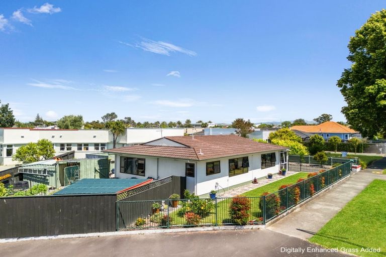 Photo of property in 1/38 Douglas Mclean Avenue, Marewa, Napier, 4110
