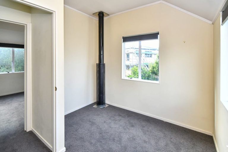 Photo of property in 56b Youngs Road, Papakura, 2110