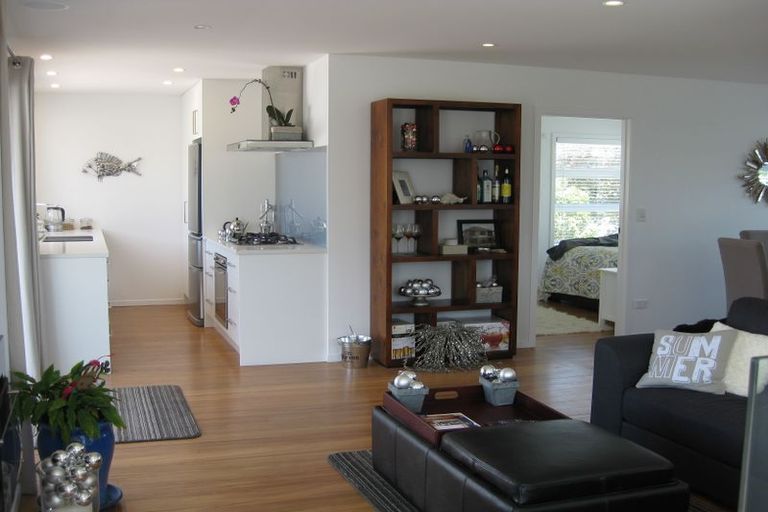 Photo of property in 24 Ocean View Road, Waihi Beach, 3611