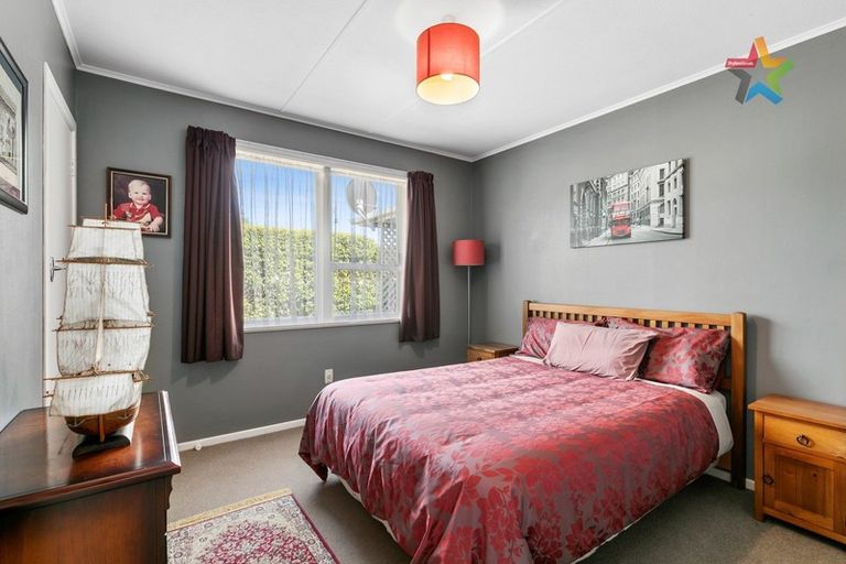 Photo of property in 4 Mimihau Grove, Wainuiomata, Lower Hutt, 5014