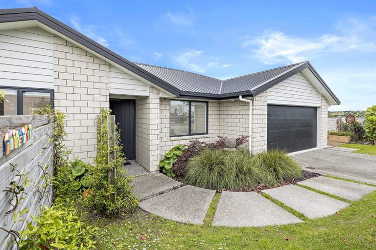 Photo of property in 1 Kia Kaha Drive, Snells Beach, 0920