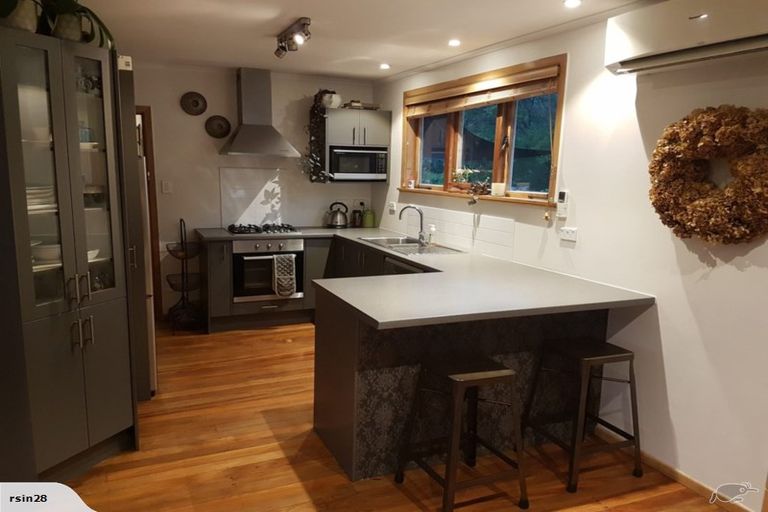 Photo of property in 7 Hillcrest Grove, Hillpark, Auckland, 2102