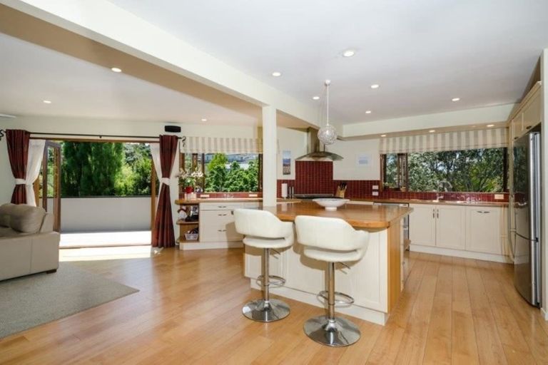 Photo of property in 37a Penzance Road, Mairangi Bay, Auckland, 0630