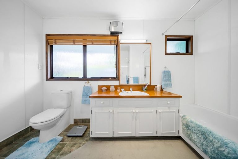 Photo of property in 67 Koha Road, Taupo, 3330