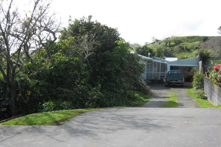 Photo of property in 42 Whakapaki Street, Urenui, 4375